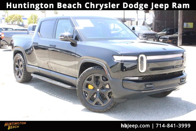 2025 Rivian R1T Adventure Dual Standard's photo