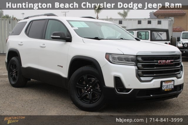 2021 GMC Acadia AT4's photo