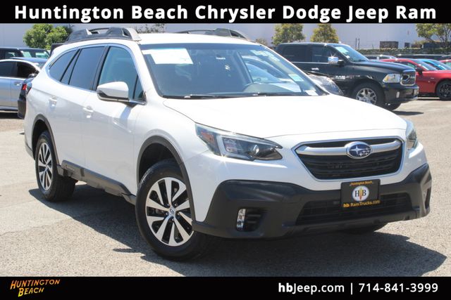 2020 Subaru Outback Premium's photo