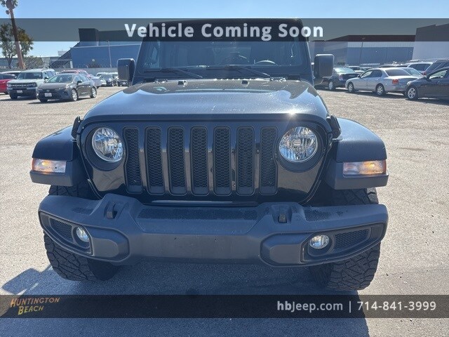 2019 Jeep Wrangler Unlimited Sahara photo 2