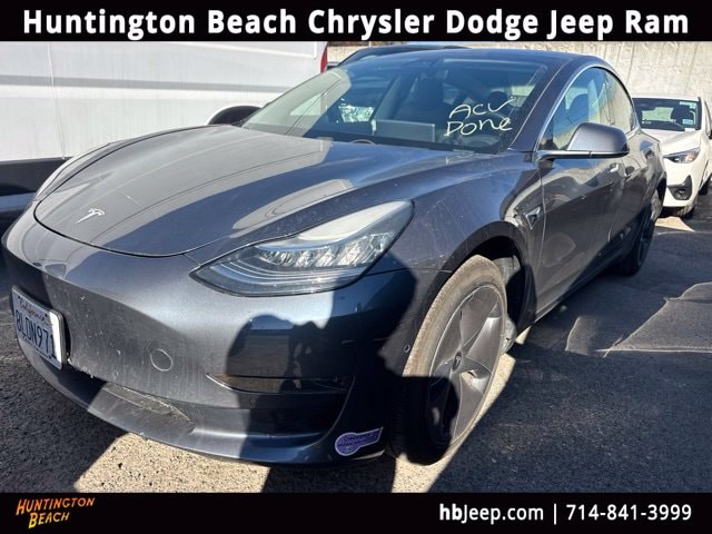 Used 2019 Tesla Model 3 Mid Range with VIN 5YJ3E1EA1KF424846 for sale in Huntington Beach, CA