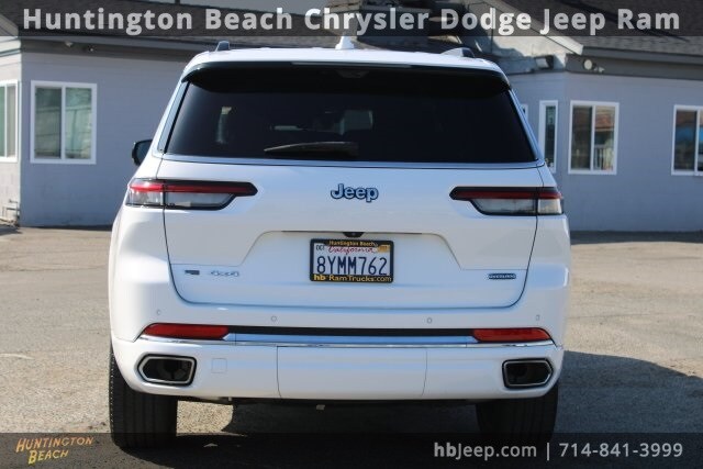 2021 Jeep Grand Cherokee Overland photo 3