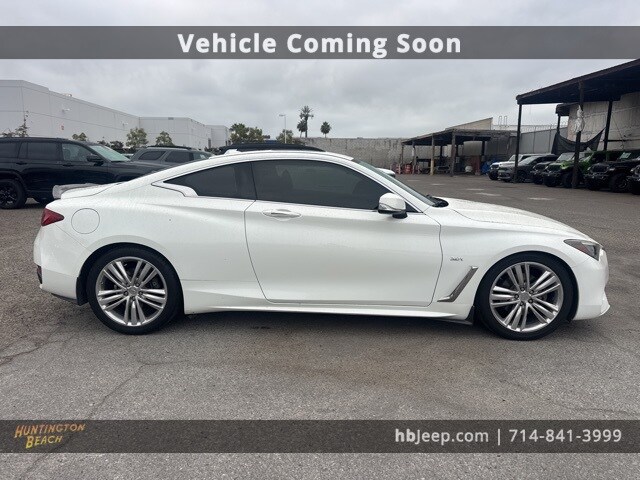 2018 Infiniti Q60 3.0t Luxe Coupe photo 4