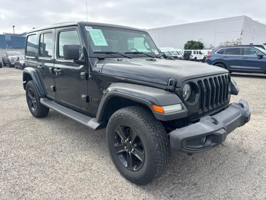 Used 2022 Jeep Wrangler Unlimited Sahara Altitude SUV