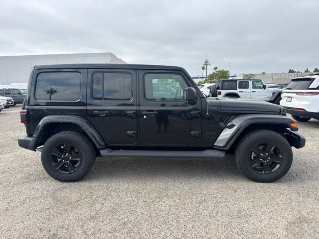 Used 2022 Jeep Wrangler Unlimited Sahara Altitude SUV