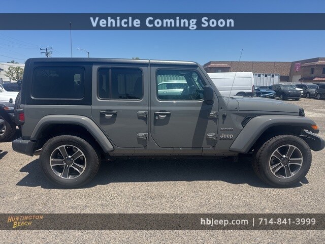 2023 Jeep Wrangler Sahara photo 4