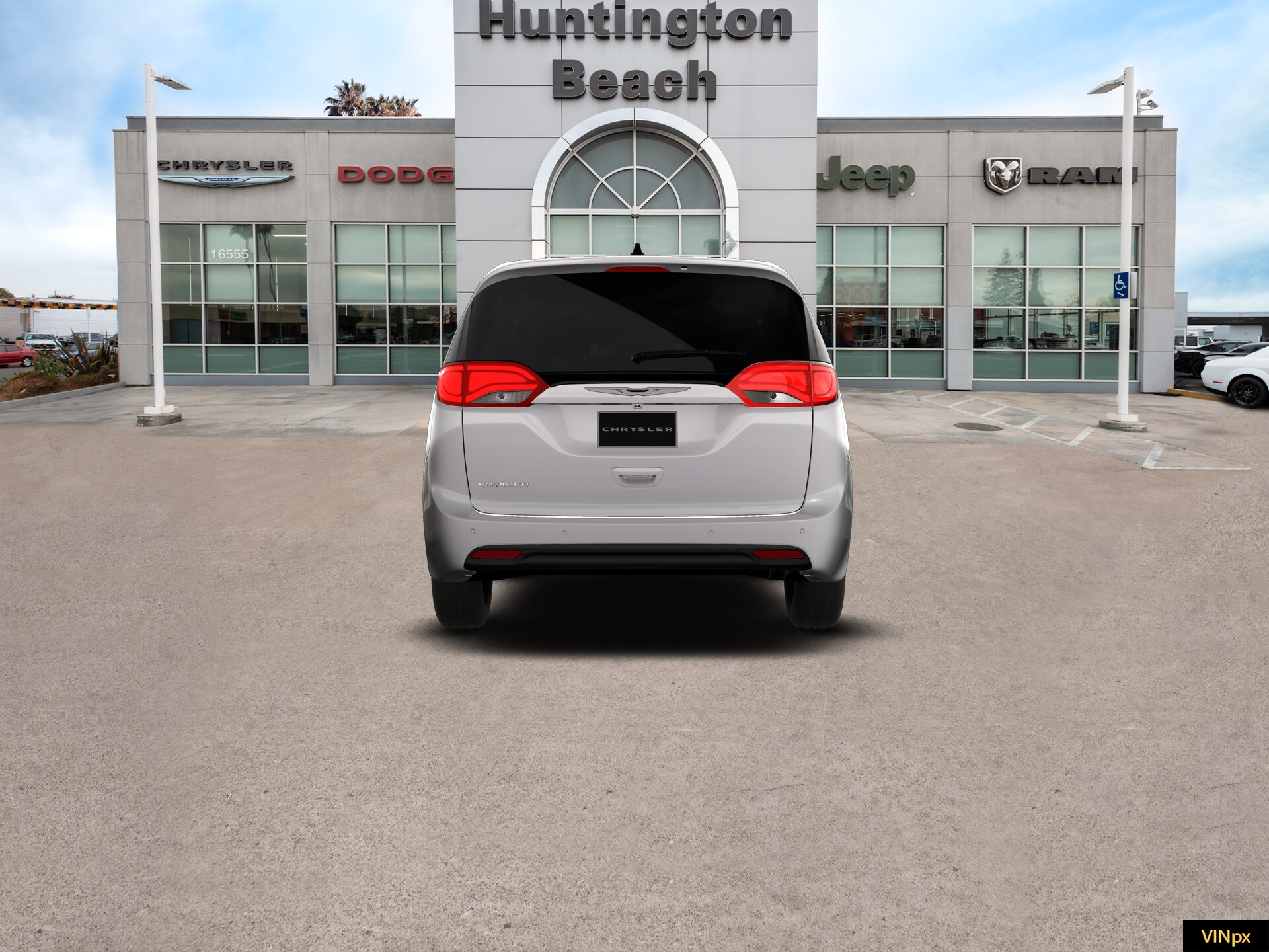 2026 Chrysler Voyager LX photo 4