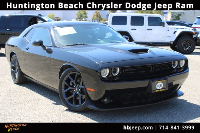 2021 Dodge Challenger GT Auto's photo