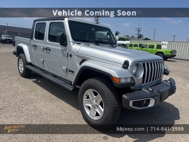 2023 Jeep Gladiator Sport photo 3