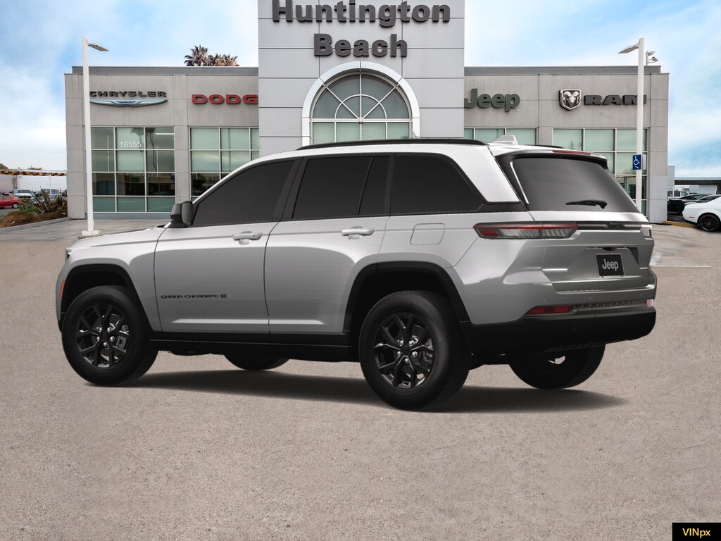 New 2025 Jeep Grand Cherokee Laredo Sport Utility