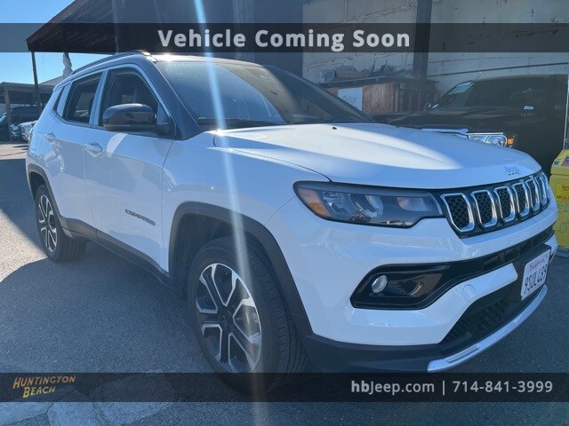 2023 Jeep Compass Limited photo 2