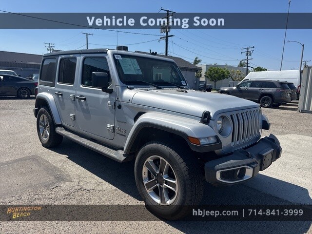 2022 Jeep Wrangler Unlimited Sahara photo 3