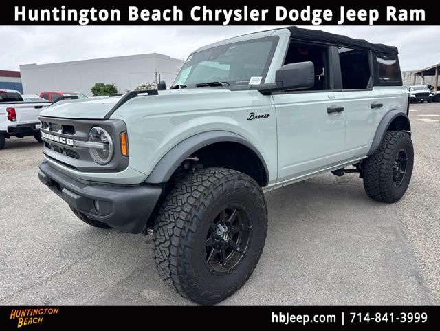 2022 Ford Bronco Big Bend Mid (222A) 4x4's photo