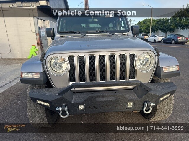 2021 Jeep Wrangler Unlimited Sahara photo 2