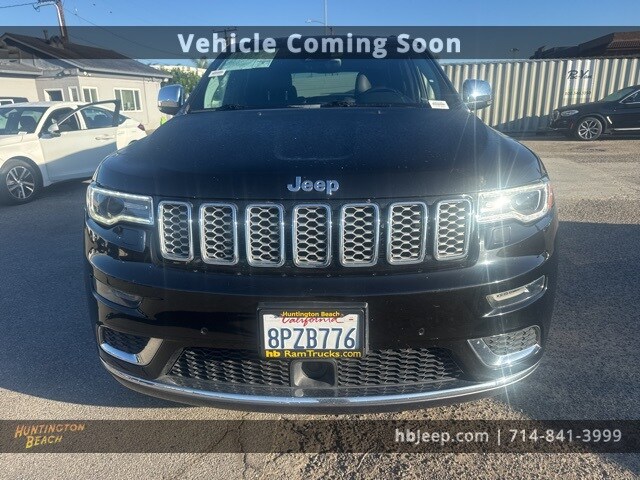 2017 Jeep Grand Cherokee Summit photo 2