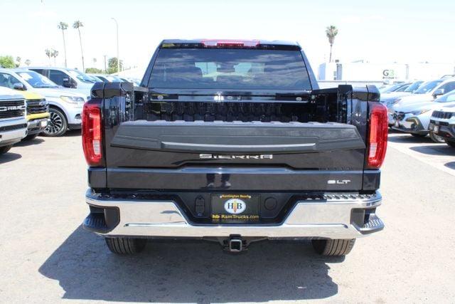 2024 GMC Sierra 1500 SLT - Photo 9