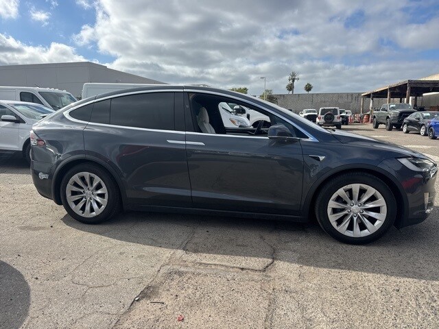 2016 Tesla Model X photo 4