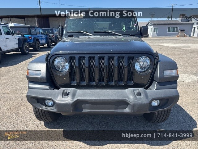 2021 Jeep Wrangler Unlimited Sport Altitude photo 2