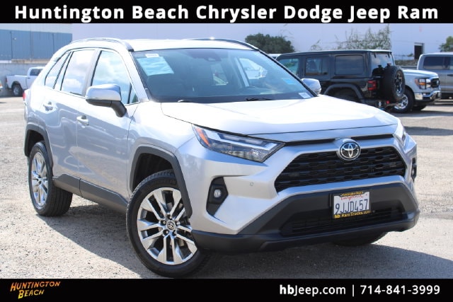 2023 Toyota RAV4 XLE Premium