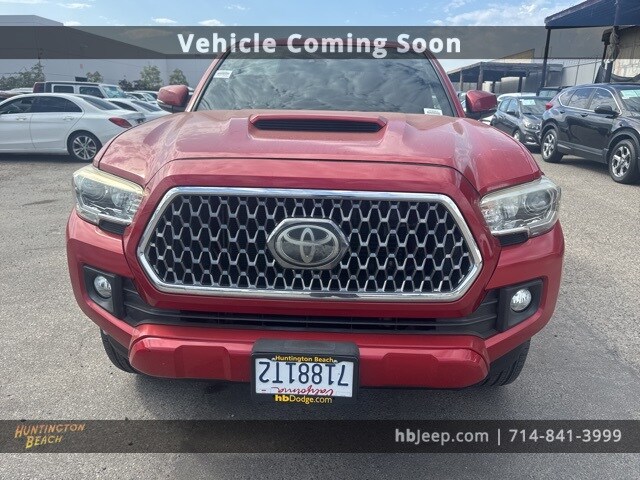 2019 Toyota Tacoma SR5 photo 2