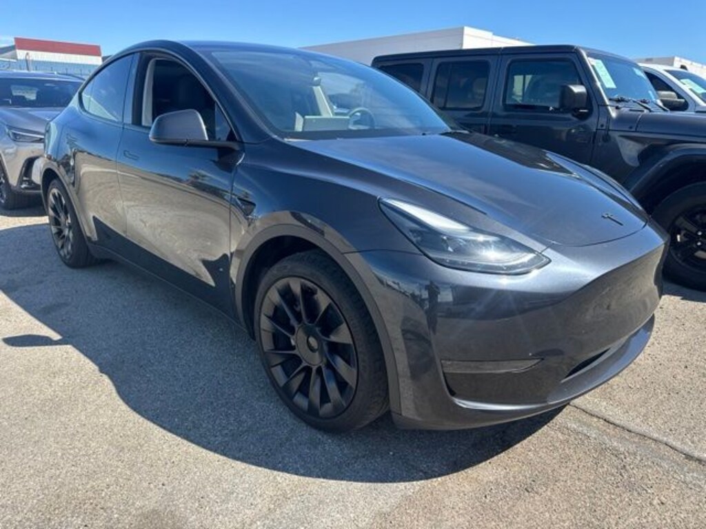 Used 2024 Tesla Model Y Long Range SUV