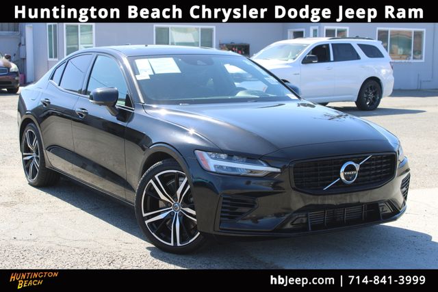 2021 Volvo S60 T8 Recharge R-Design AWD's photo