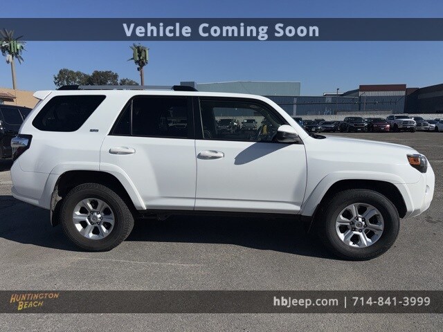 2024 Toyota 4Runner SR5 photo 4