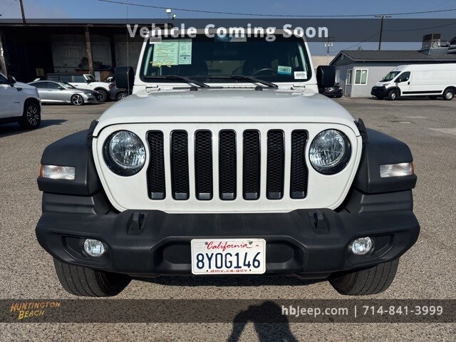 2021 Jeep Wrangler Unlimited Sport Altitude photo 2