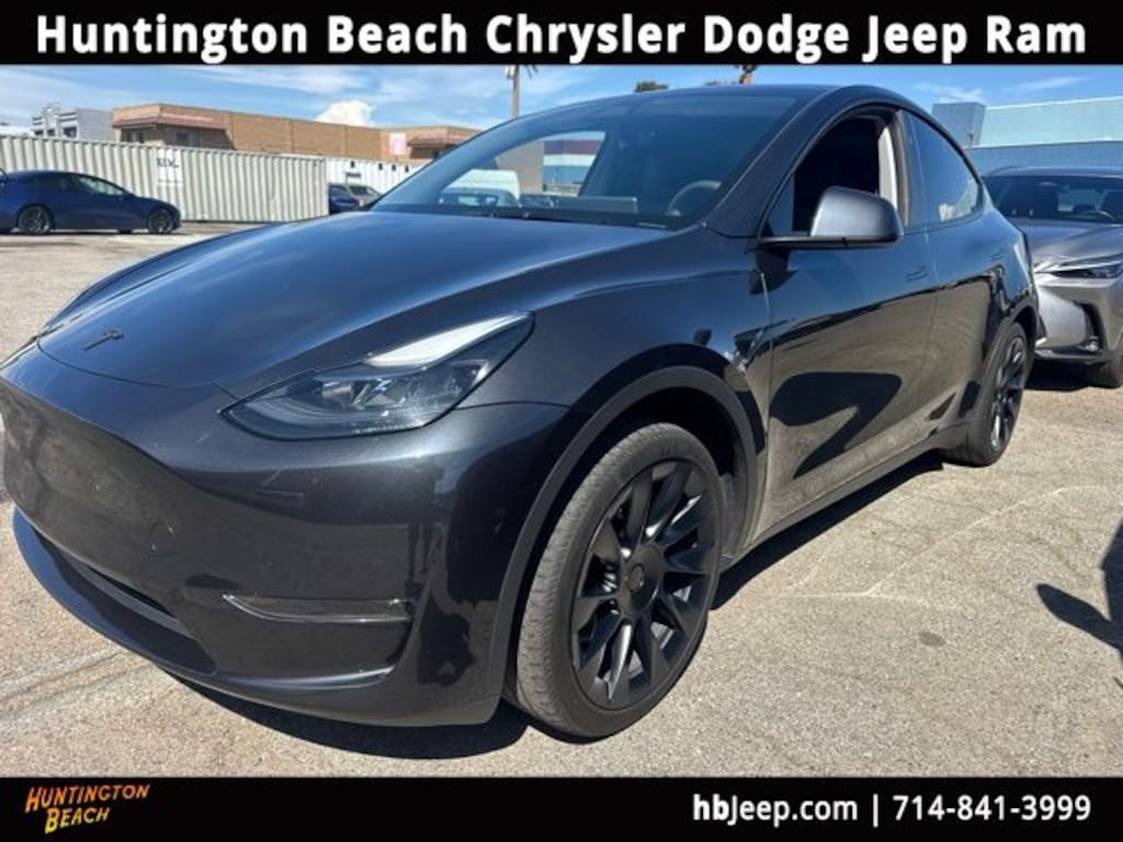 Used 2024 Tesla Model Y Long Range SUV