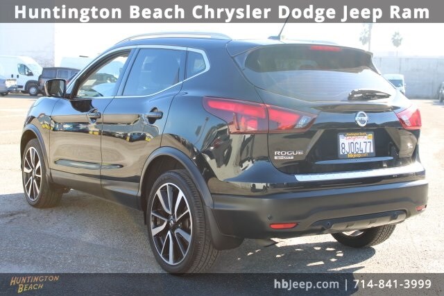 2019 Nissan Rogue Sport SL photo 3