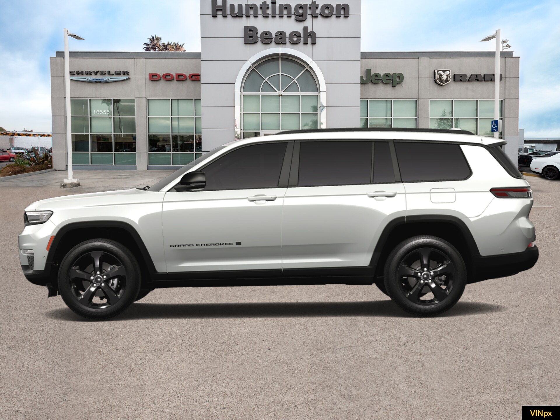 2025 Jeep Grand Cherokee Limited photo 3