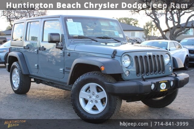 2015 Jeep Wrangler Unlimited Sport's photo