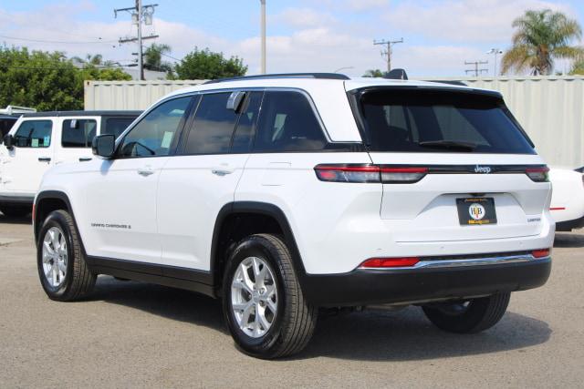 2023 Jeep Grand Cherokee Limited photo 3