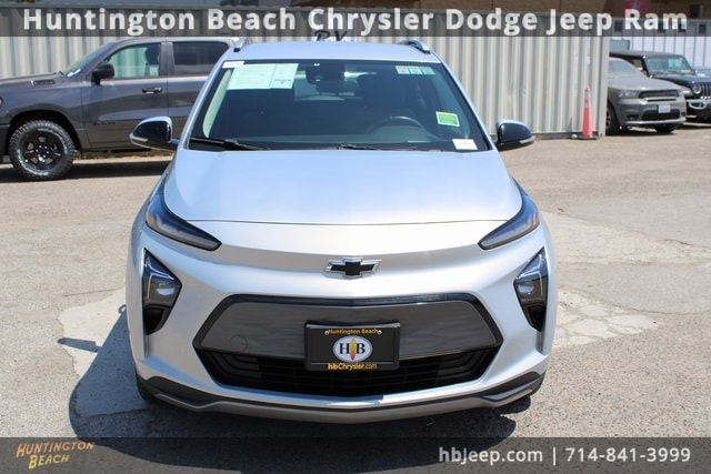 Used 2023 Chevrolet Bolt EUV LT with VIN 1G1FY6S03P4107462 for sale in Huntington Beach, CA
