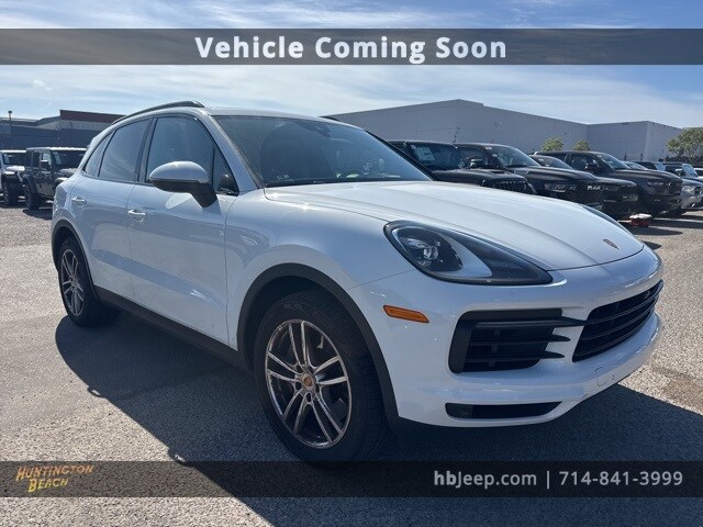 2021 Porsche Cayenne Base photo 3