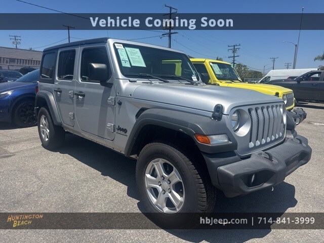 2023 Jeep Wrangler Sport S photo 3