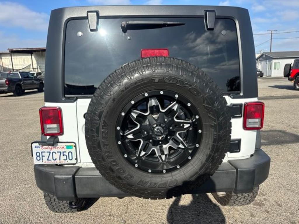 Used 2016 Jeep Wrangler Unlimited Sport SUV