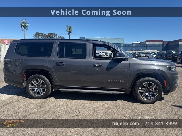 2023 Jeep Wagoneer L Series II photo 4