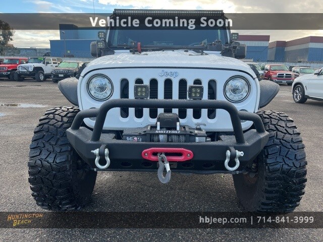 2017 Jeep Wrangler Unlimited Rubicon photo 2