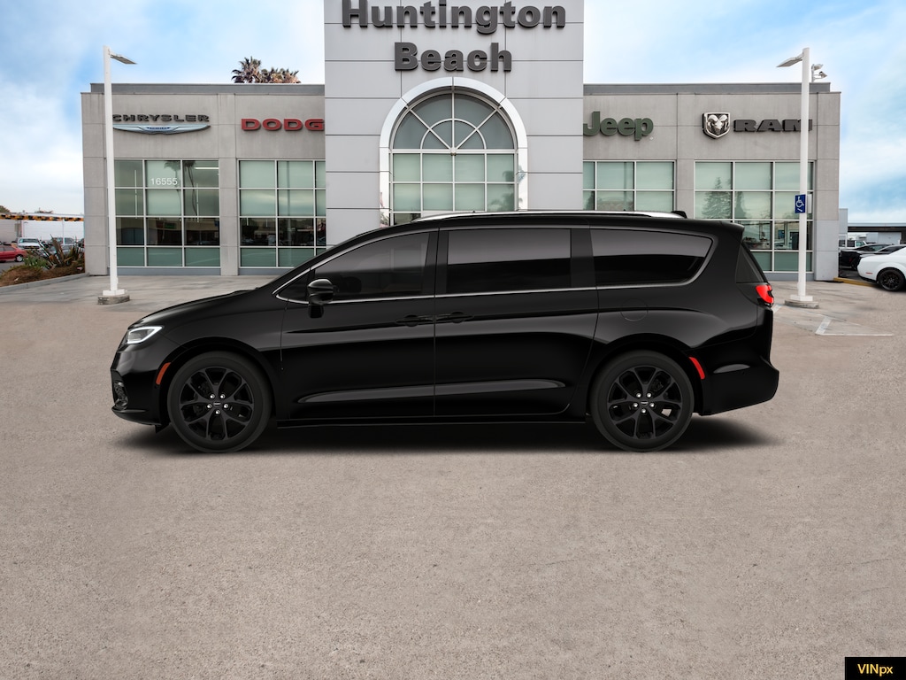 New 2026 Chrysler Pacifica Limited Van