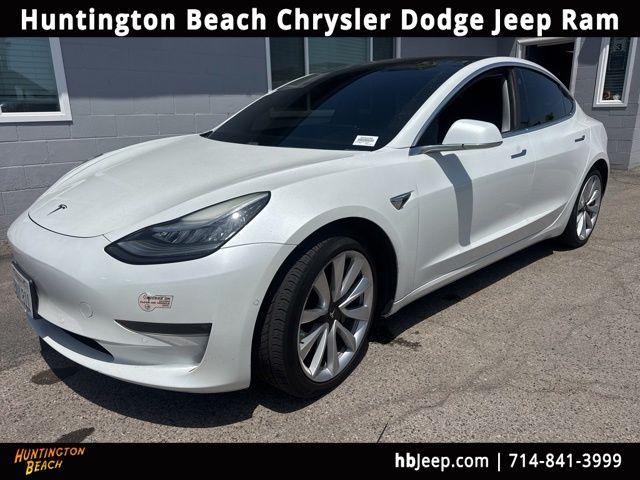 2020 Tesla Model 3 Long Range Dual Motor All-Wheel Drive's photo