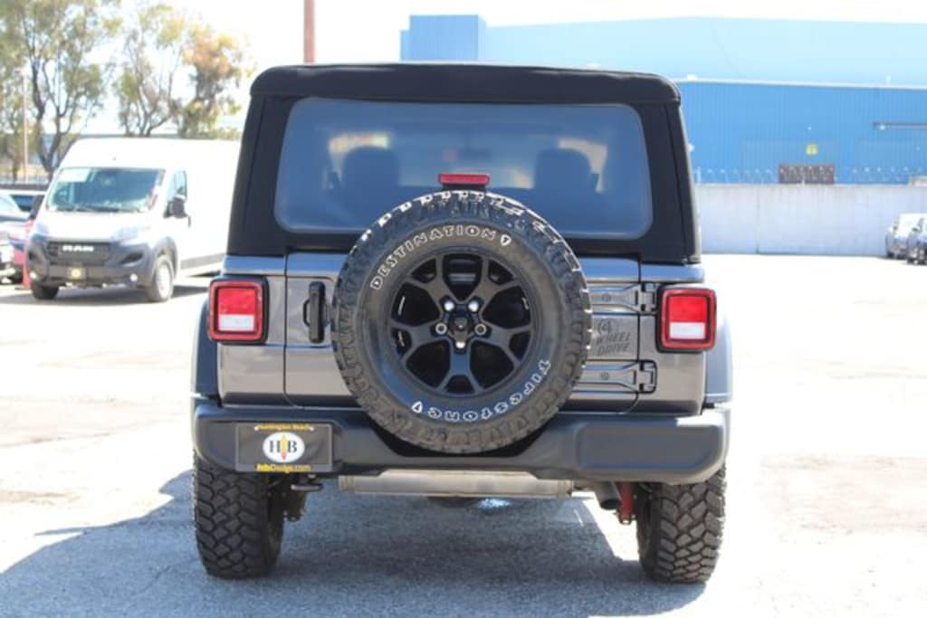 Used 2023 Jeep Wrangler Willys SUV