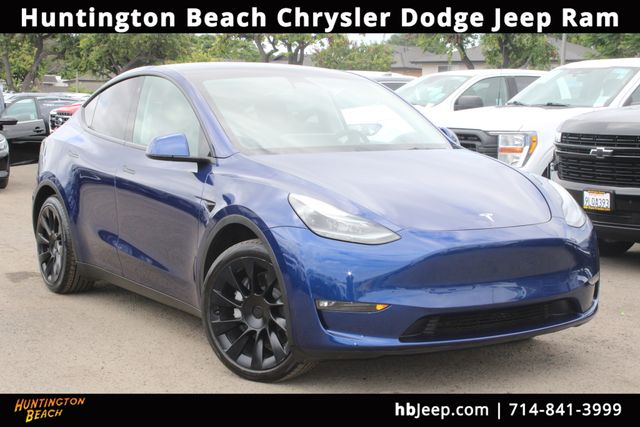2023 Tesla Model Y Long Range Dual Motor All-Wheel Drive's photo
