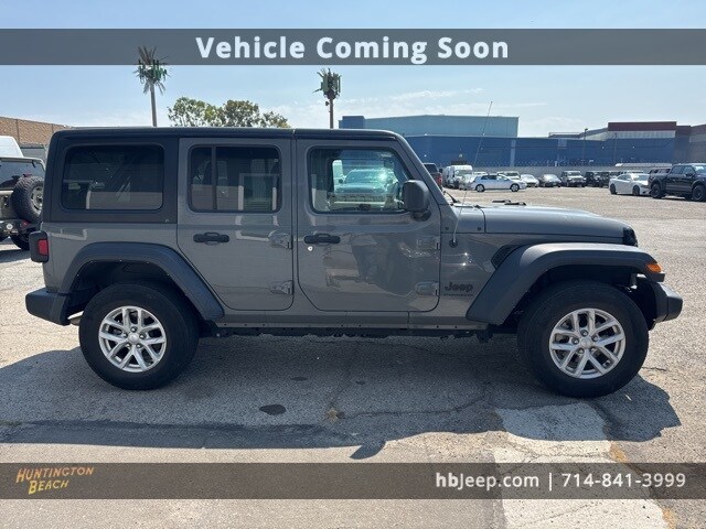 2023 Jeep Wrangler Sport S photo 4
