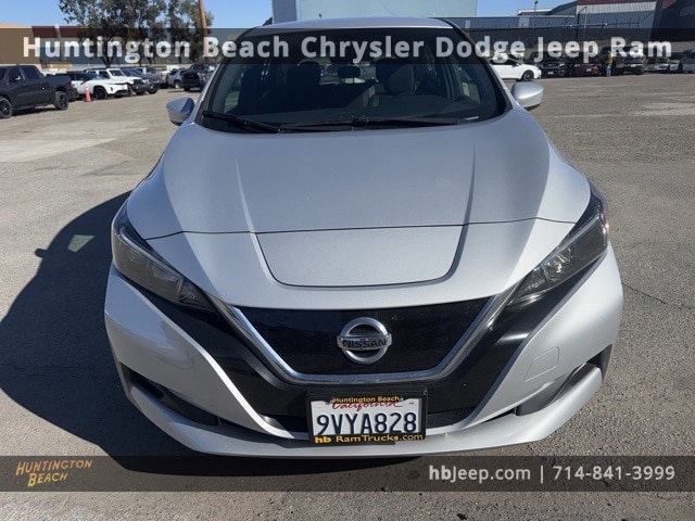 Used 2022 Nissan LEAF SV with VIN 1N4AZ1CV1NC561343 for sale in Huntington Beach, CA