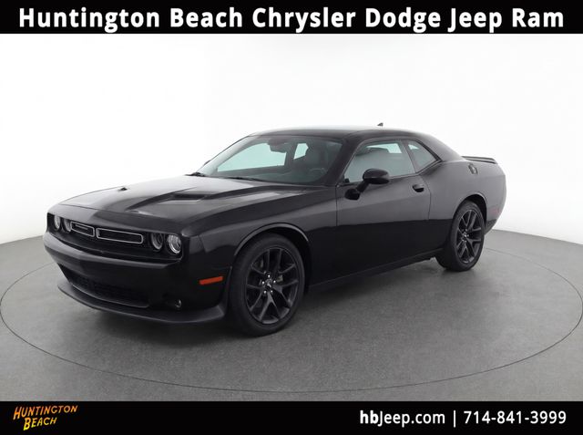 2018 Dodge Challenger SXT's photo