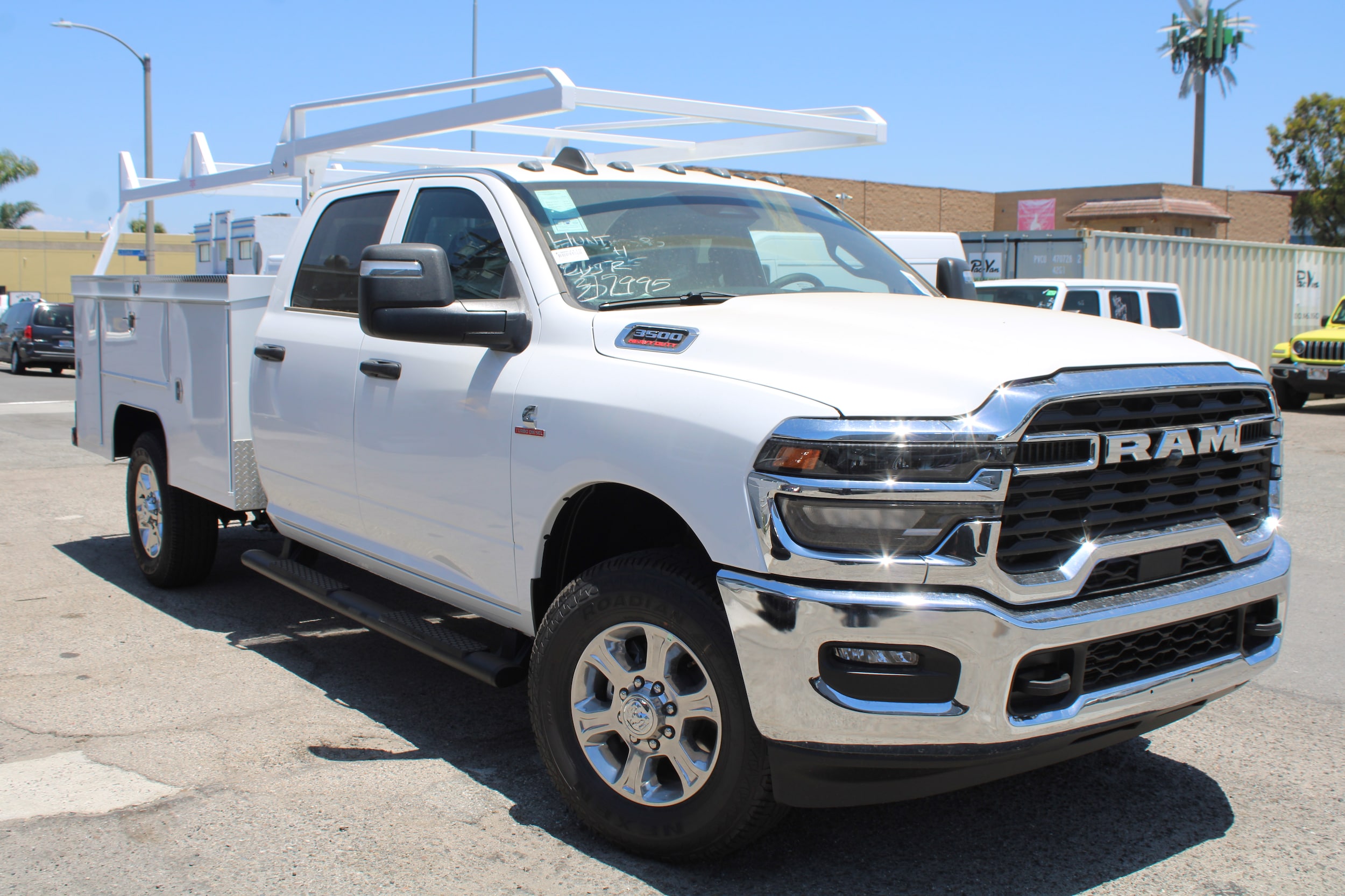 2026 RAM 3500 Tradesman Crew Cab's photo