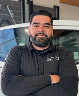 Staff member Saul Perez from 746e3d60489e