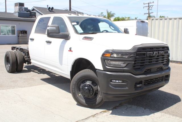 2026 RAM 3500 Tradesman Crew Cab's photo