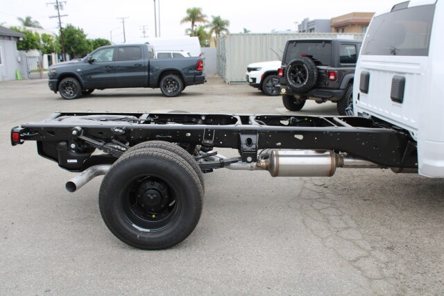 2026 Ram 3500 Tradesman photo 4